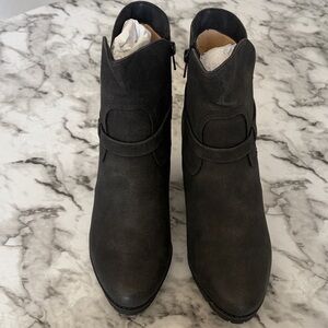SOUL Naturalizer Black Ankle Booties